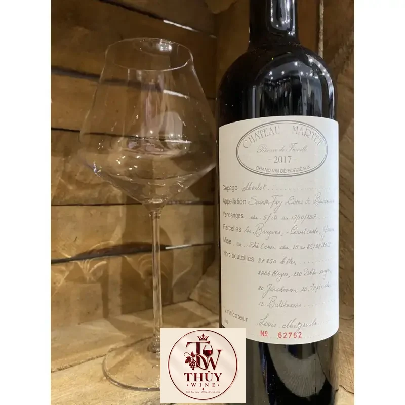 Địa chỉ bán vang phap chateau martet reserve de famille chiet khau cao giá rẻ tại Hà Nội