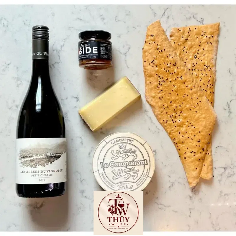 Mua vang phap les allees du vignoble petit chablis thuong hang giá rẻ tại Sài Gòn