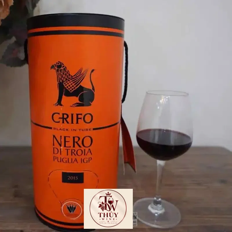 Vang Ý Crifo Nero Di Troia Puglia IGP - vang Bịch ống 3L