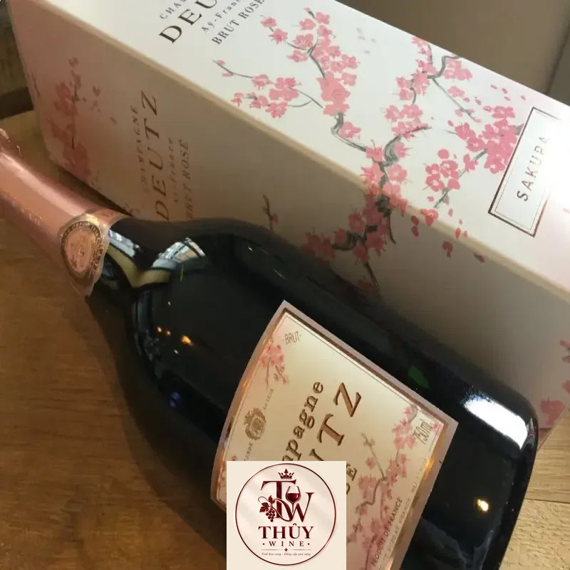 Địa chỉ mua ruou champagne deutz brut classic rose sakura giá rẻ nhất