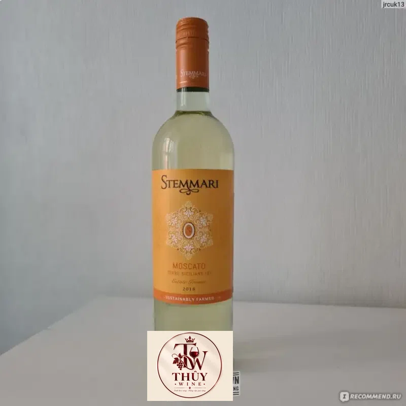 Giá ruou vang y stemmari moscato