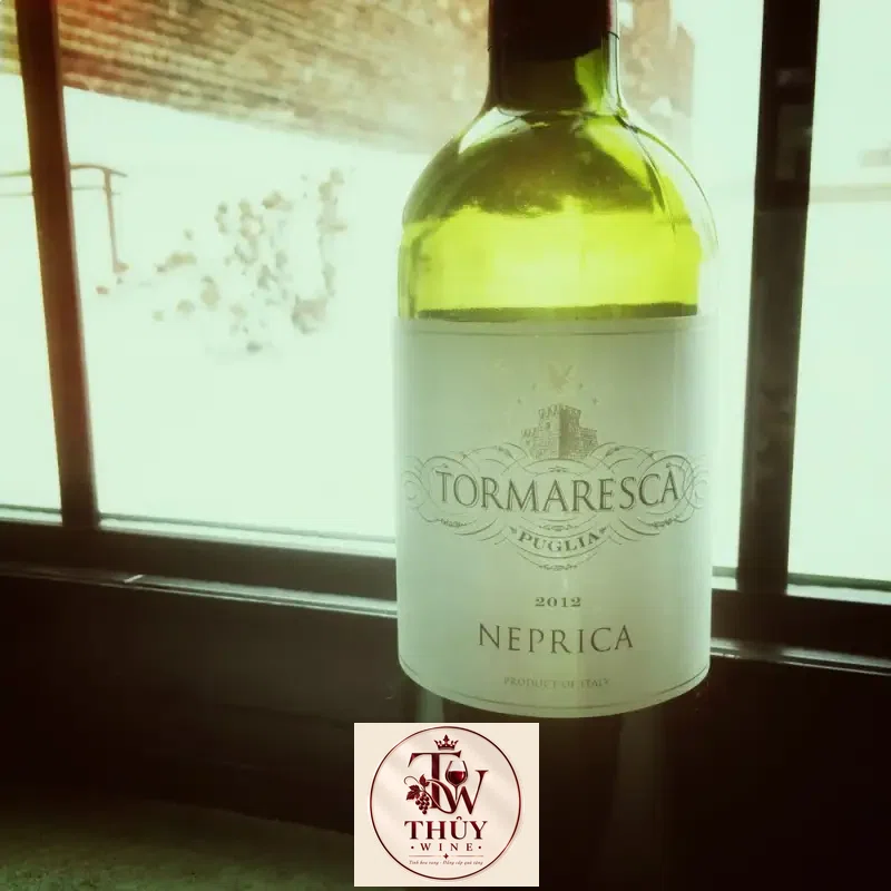 Địa chỉ mua vang y tormaresca neprica chardonnay puglia giá rẻ nhất