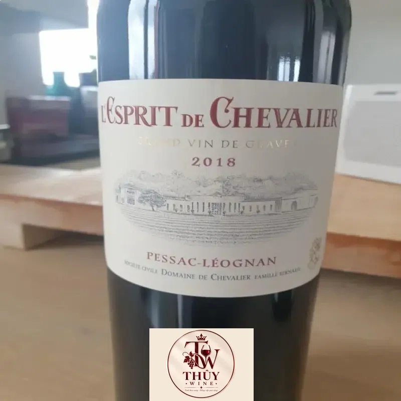 Giá vang phap l esprit de chevalier pessac leognan diem
