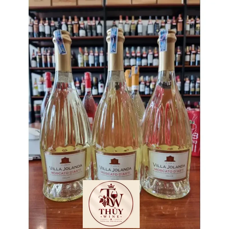 Địa chỉ bán vang y hong villa jolanda moscato rose giá rẻ tại Sài Gòn