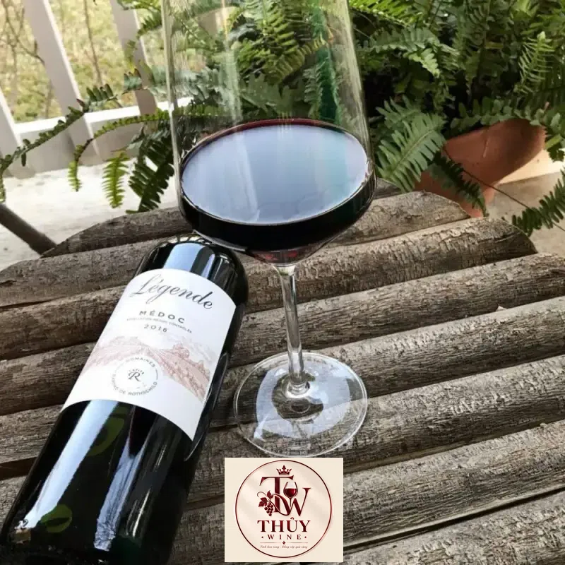 Địa chỉ bán vang phap legende medoc domaines barons de rothschild cao cap giá rẻ tại Sài Gòn