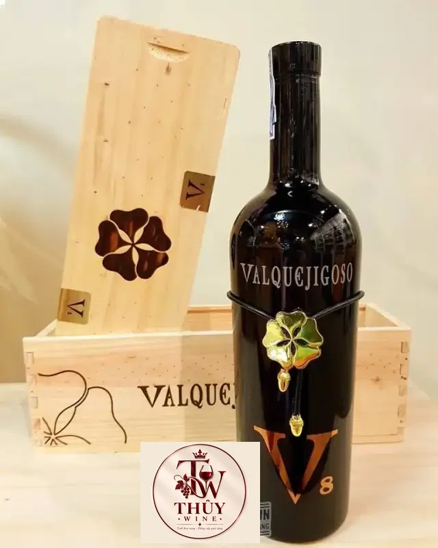 Vang Tây Ban Nha V8 VALQUEJIGOSO