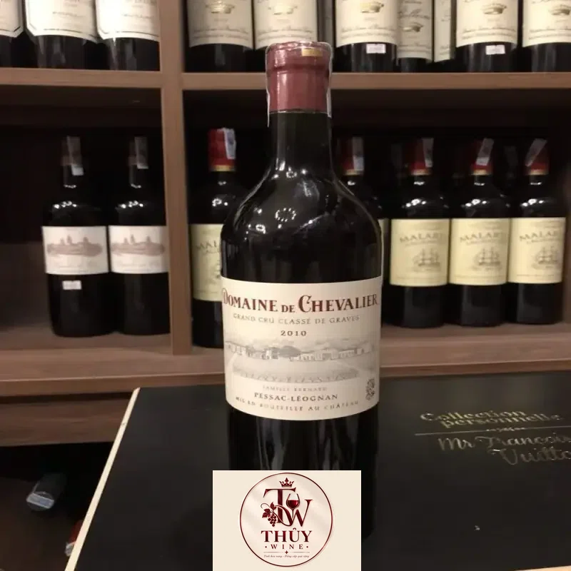 Vang Pháp DOMAINE DE CHEVALIER thượng hạng