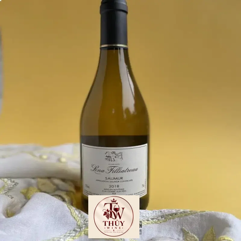 Vang Pháp Lena Filliatreau Saumur Domaine Filliatreau