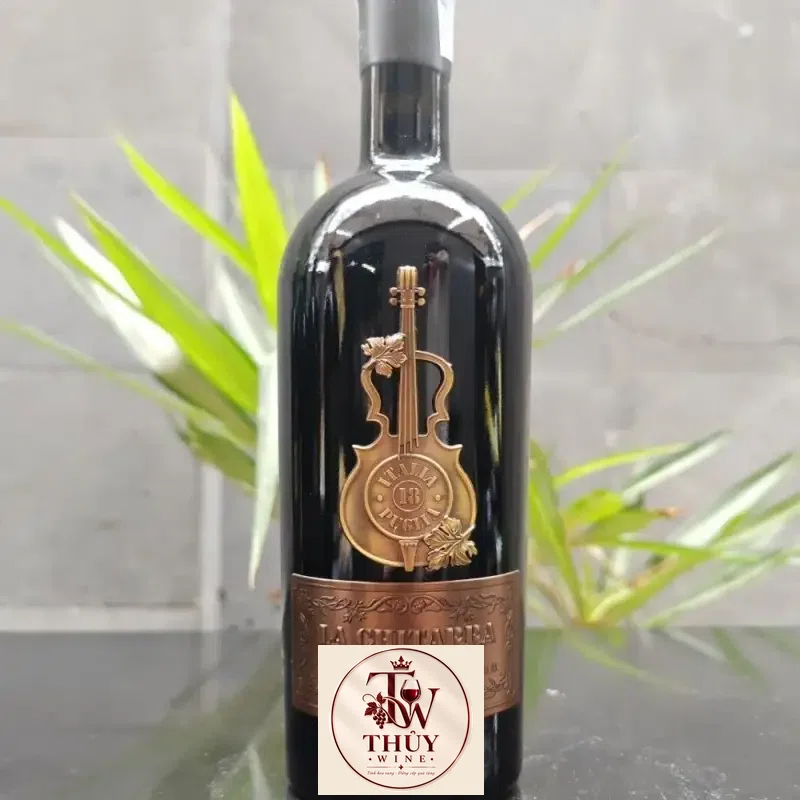 Rượu vang La Chitarra Primitivo 18% - Vang Cây Đàn