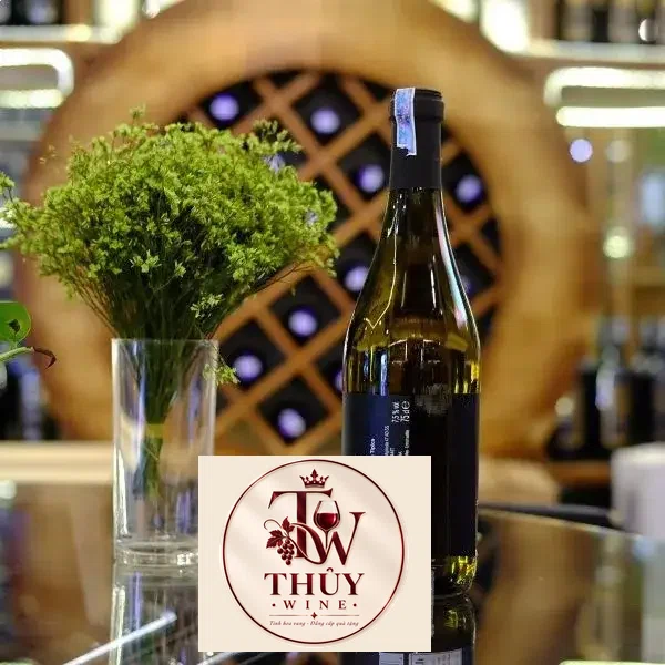 Mua ruou vang trang moscato giá rẻ tại Sài Gòn
