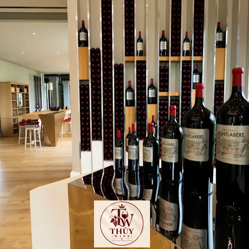 vang phap chateau montlabert saint emilion giá bao nhiêu