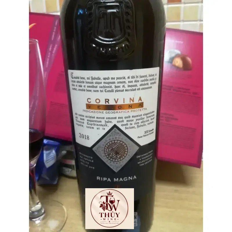 Địa chỉ bán ruou vang y ripa magna corvina igp verona giá rẻ tại Sài Gòn