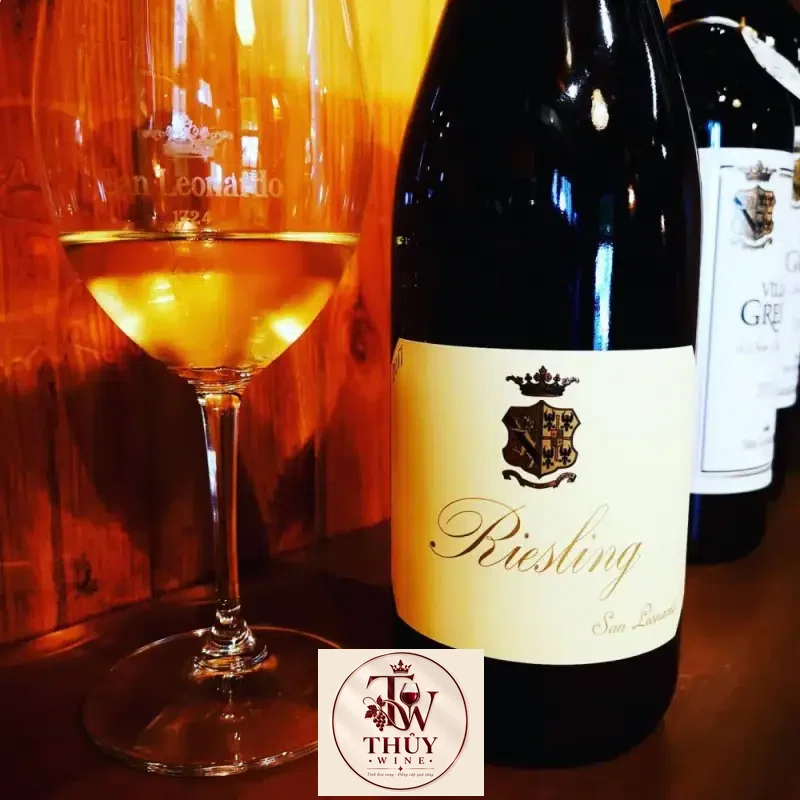 Địa chỉ bán ruou vang y san leonardo riesling giá rẻ tại Sài Gòn