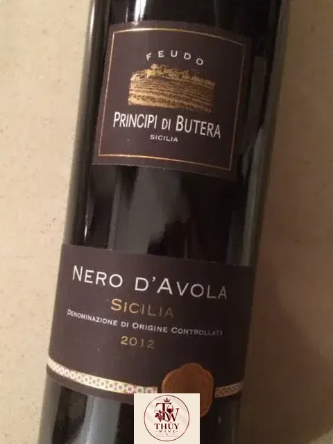 Vang Ý Principi di Butera Nero d