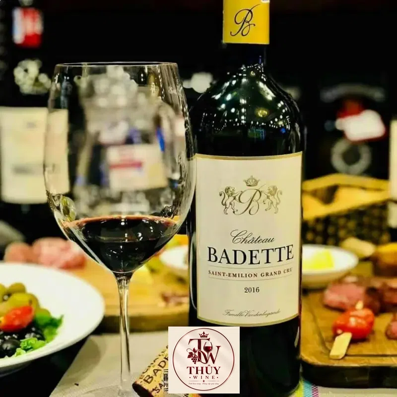vang phap chateau badette saint emilion grand cru diem giá bao nhiêu