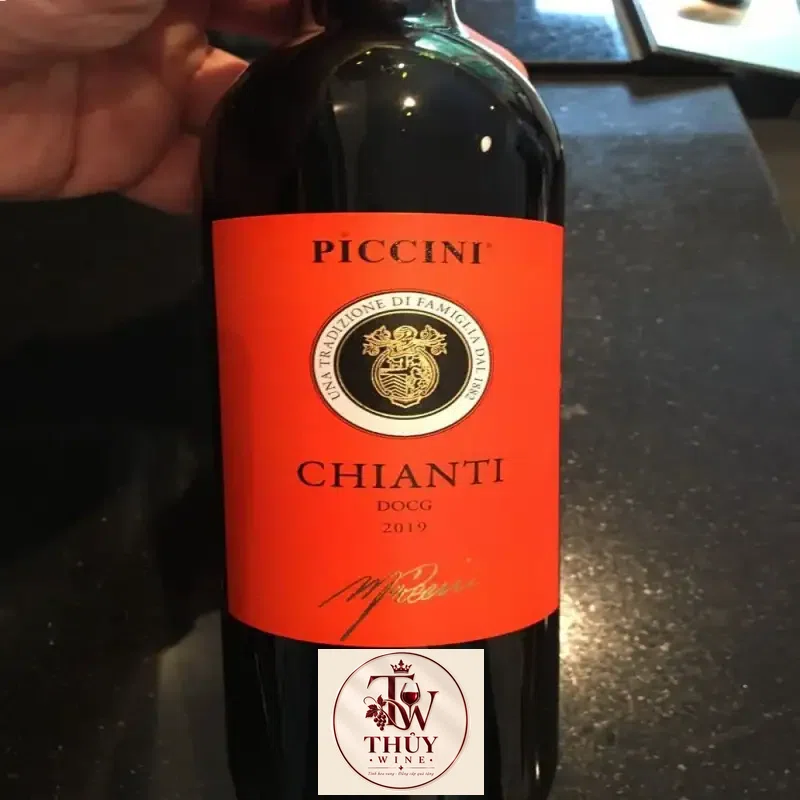 Mua vang y piccini chianti docg red blend giá rẻ tại Sài Gòn