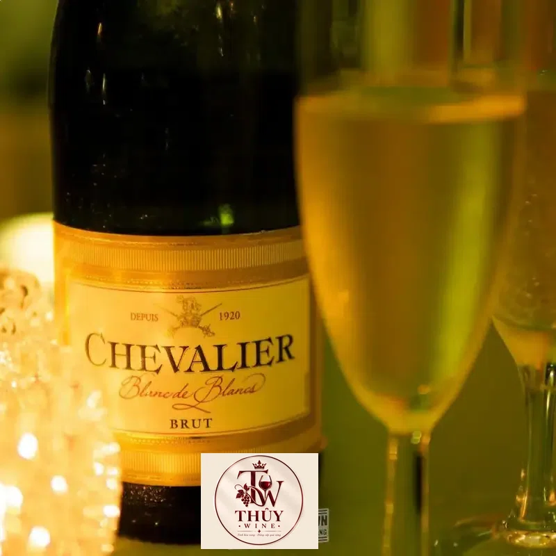 Rượu vang nổ Chevalier Blanc De Blancs Brut uống ngon
