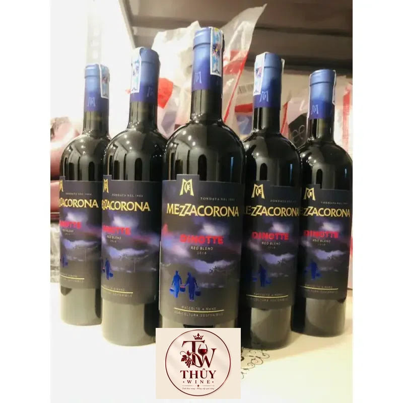Mua vang y mezzacorona di notte giá rẻ tại Sài Gòn