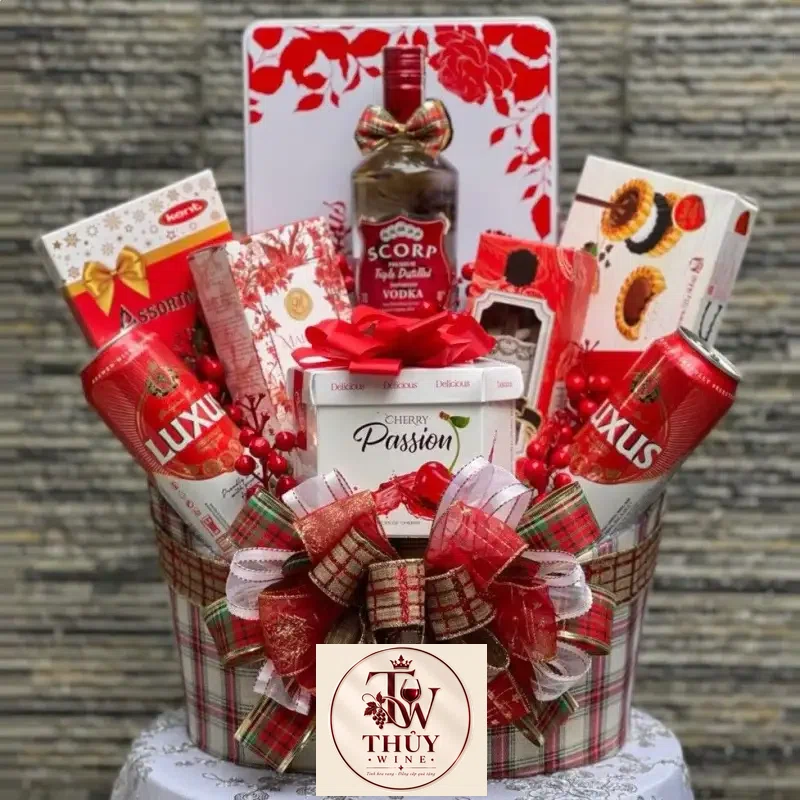 Mua Giỏ Quà Tết Rượu Vodka Scorp ở đâu giá rẻ nhất