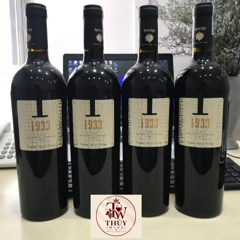 Mua vang y rosso nhap khau cao cap giá rẻ tại Sài Gòn