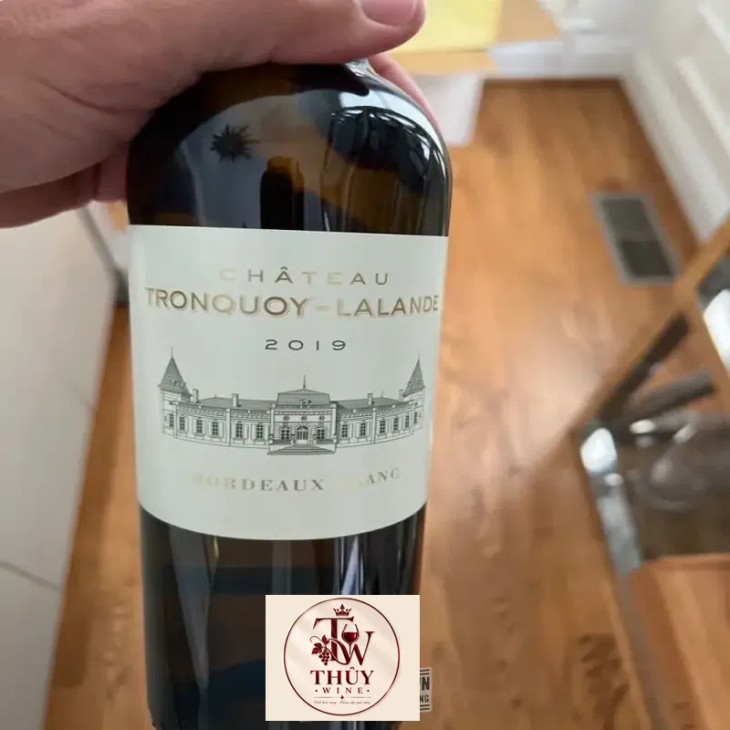vang phap chateau tronquoy lalande bordeaux blanc giá bao nhiêu