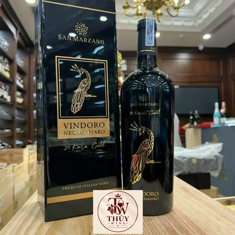 Vang Ý VINDORO 24 KARAT GOLD NEGROAMARO Uống ngon
