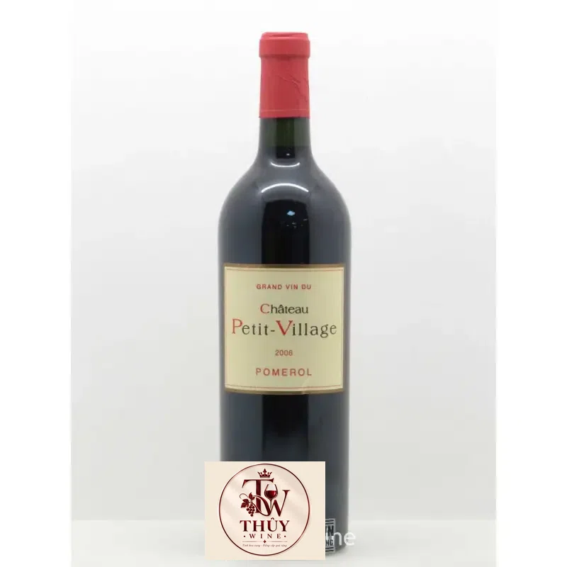 Vang Pháp Chateau Petit Village Pomerol cao cấp