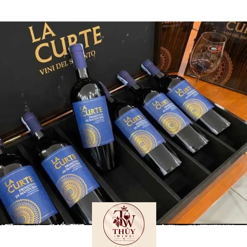 vang y la curte primitivo di manduria giá bao nhiêu