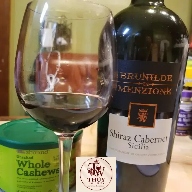 Rượu vang Brunilde Menzione Shiraz Cabernet