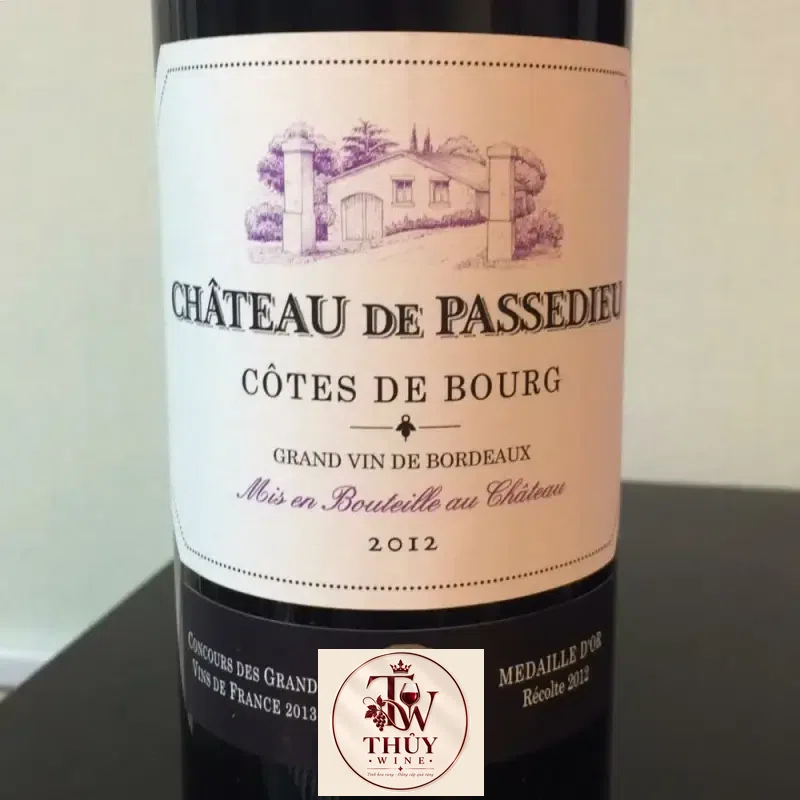Mua vang phap chateau de passedieu cotes de bourg chinh hang giá rẻ tại Sài Gòn