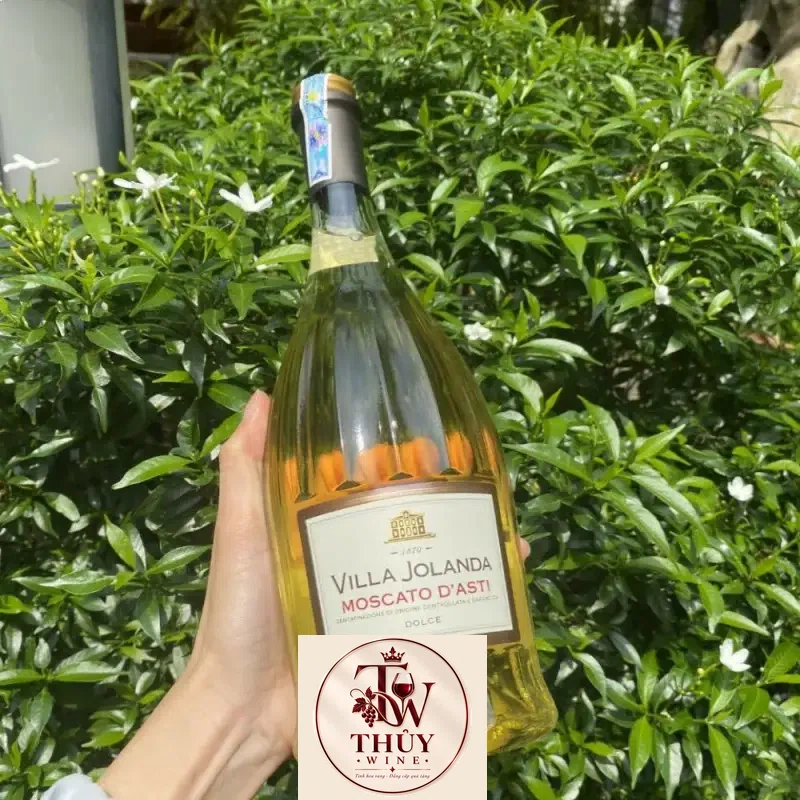 Mua ruou vang villa jolanda moscato dasti giá rẻ tại Sài Gòn
