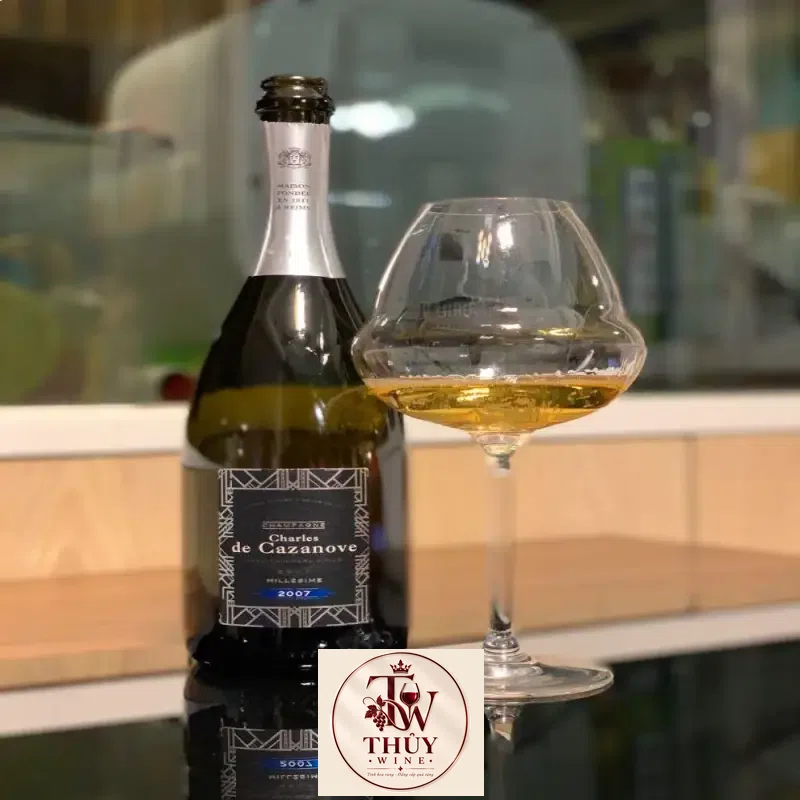 Giá ruou champagne charles de cazanove millesime