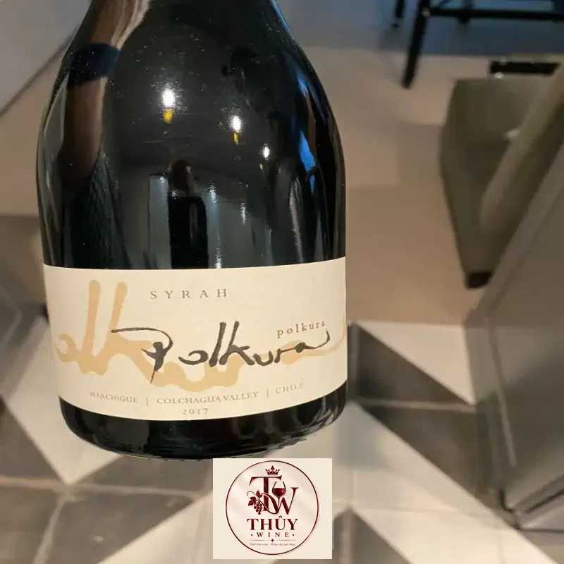 vang chile polkura shiraz giá bao nhiêu