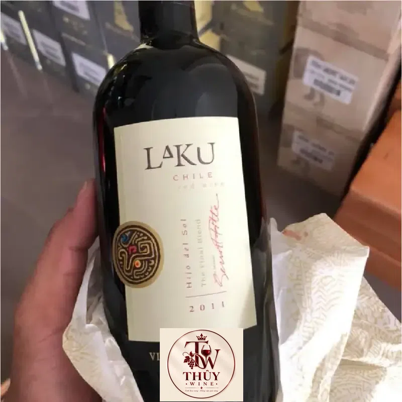 Vang Chile LAKU VINA REQUINGUA