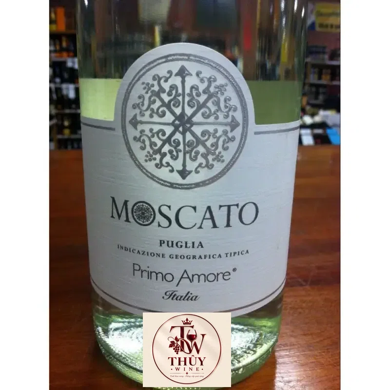 Địa chỉ bán vang no y moscato puglia primo amore giá rẻ tại Hà Nội