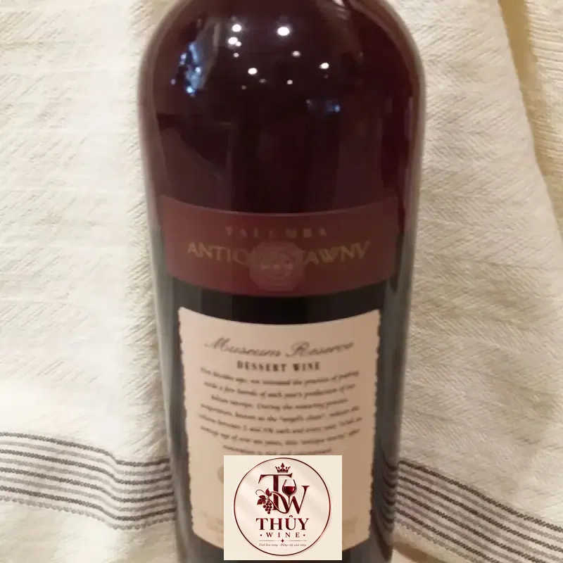 Rượu vang Yalumba Antique Tawny
