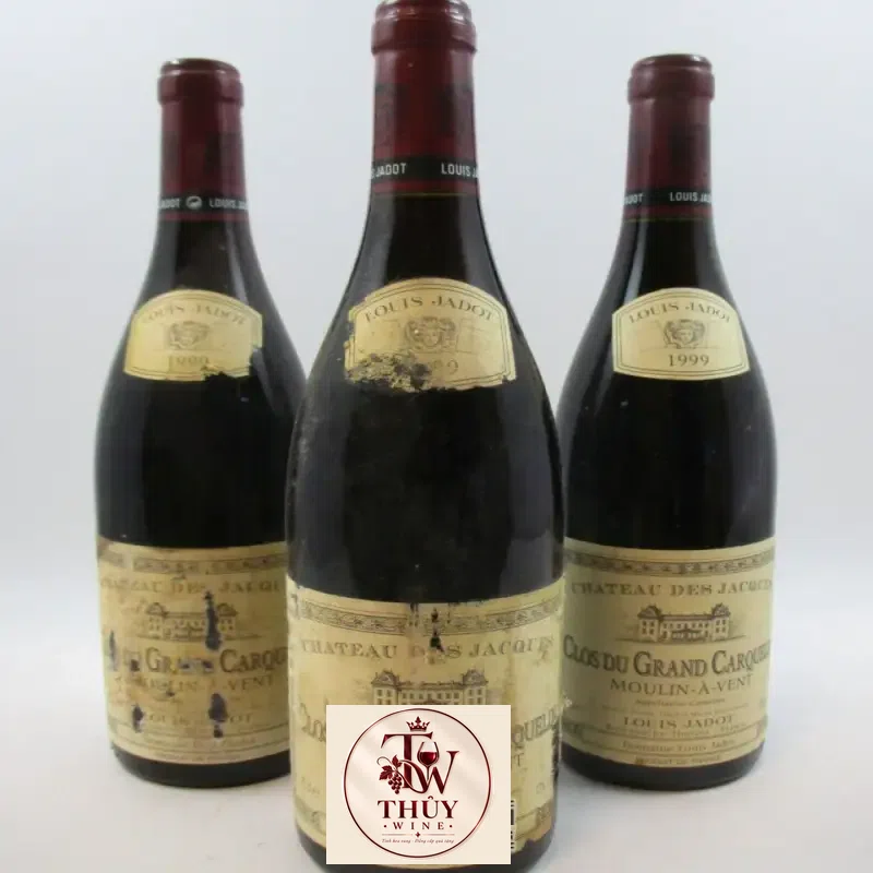 vang phap clos du grand carquelin moulin a vent chateau des jacques giá bao nhiêu