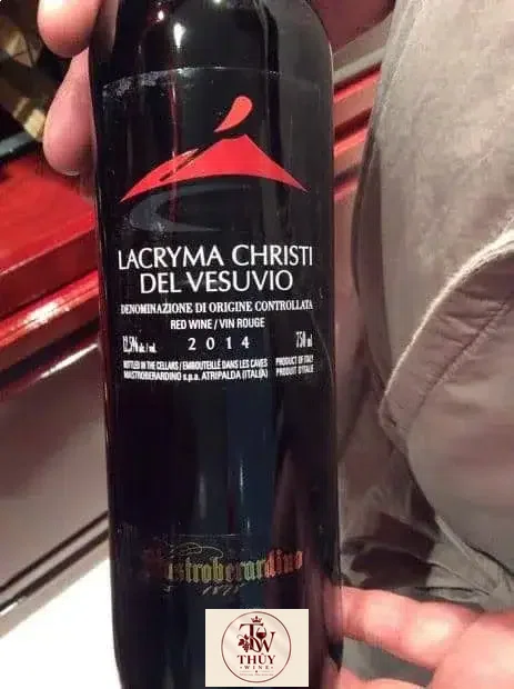 Vang Ý Mastroberardino Lacryma Christi Del Vesuvio Rosso
