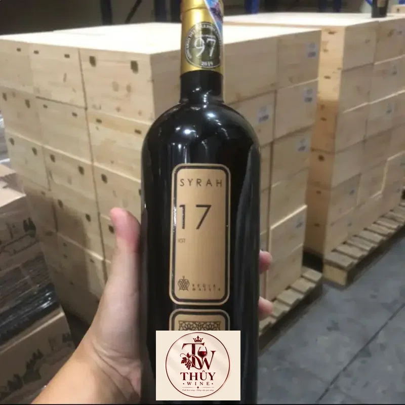 Địa chỉ bán vang y syrah regia maesta giá rẻ tại Hà Nội