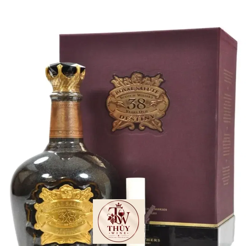 Địa chỉ bán ruou chivas royal salute giá rẻ tại Sài Gòn