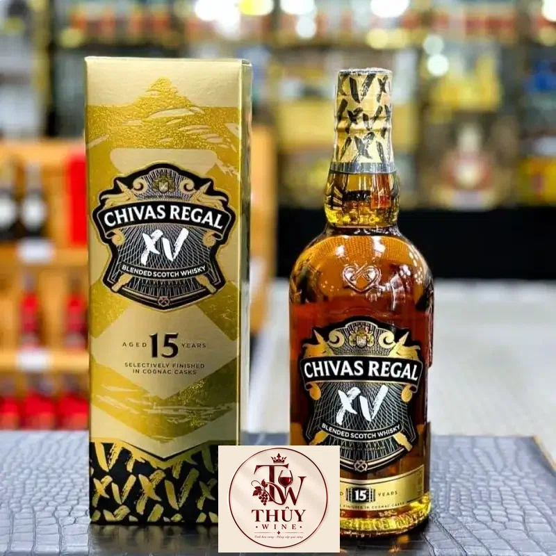 Giá ruou chivas l blended scotch whisky