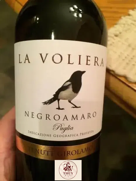 Rượu vang La Voliera Salice Salentino Negroamaro