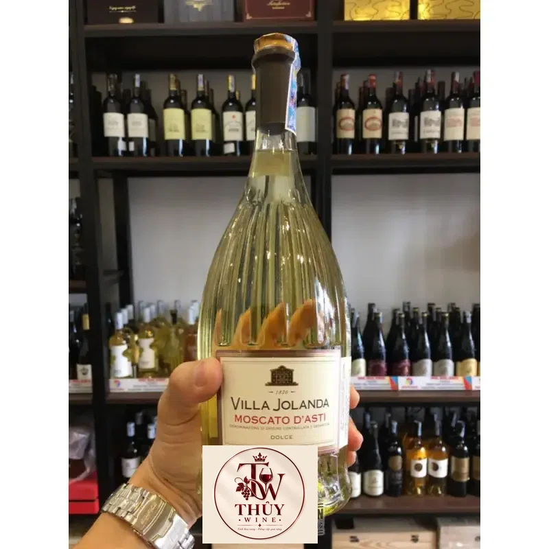 Mua ruou vang y villa jolanda moscato white giá rẻ tại Sài Gòn