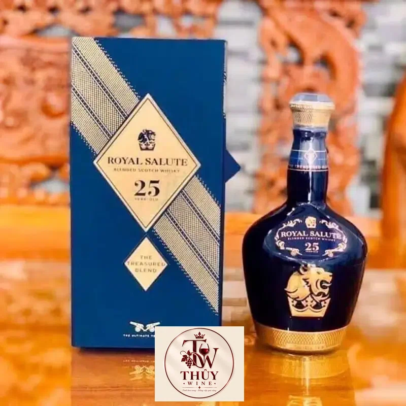 Địa chỉ bán ruou royal salute chai su giá rẻ tại Hà Nội