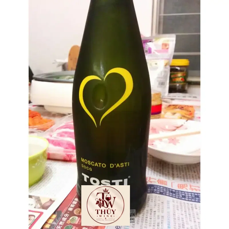 Địa chỉ bán vang y tosti moscato d asti chinh hang giá rẻ nhất