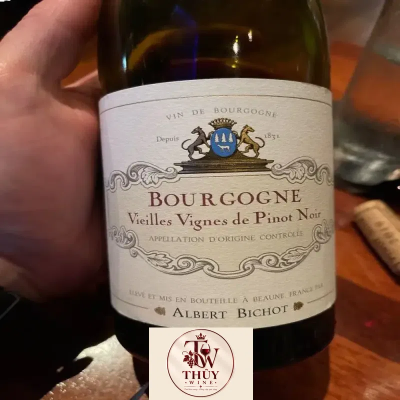 Mua vang phap bourgogne vieilles vignes de pinot noir giá rẻ tại Hà Nội