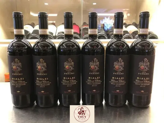 Vang Ý Rialzi Tenuta Perano Chianti Classico Gran Selezione