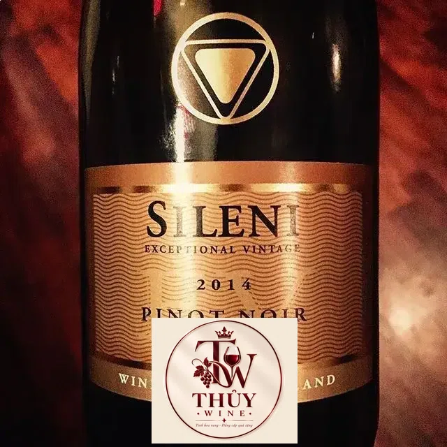 Vang NEW ZEALAND SILENI PINOT NOIR EXCEPTIONAL