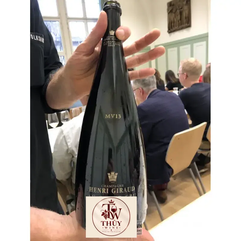 Mua ruou champagne henry giraud aÿ grand cru mv giá rẻ tại Sài Gòn
