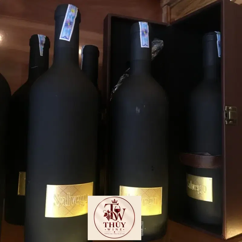 ruou vang y salvego rosso verona giá bao nhiêu
